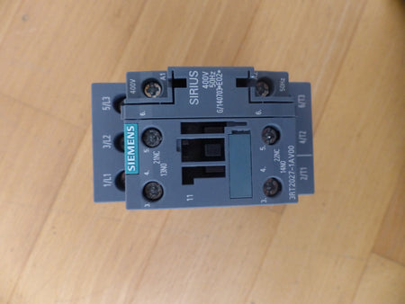 SIEMENS SIRIUS 400V 50Hz G/140703 E02