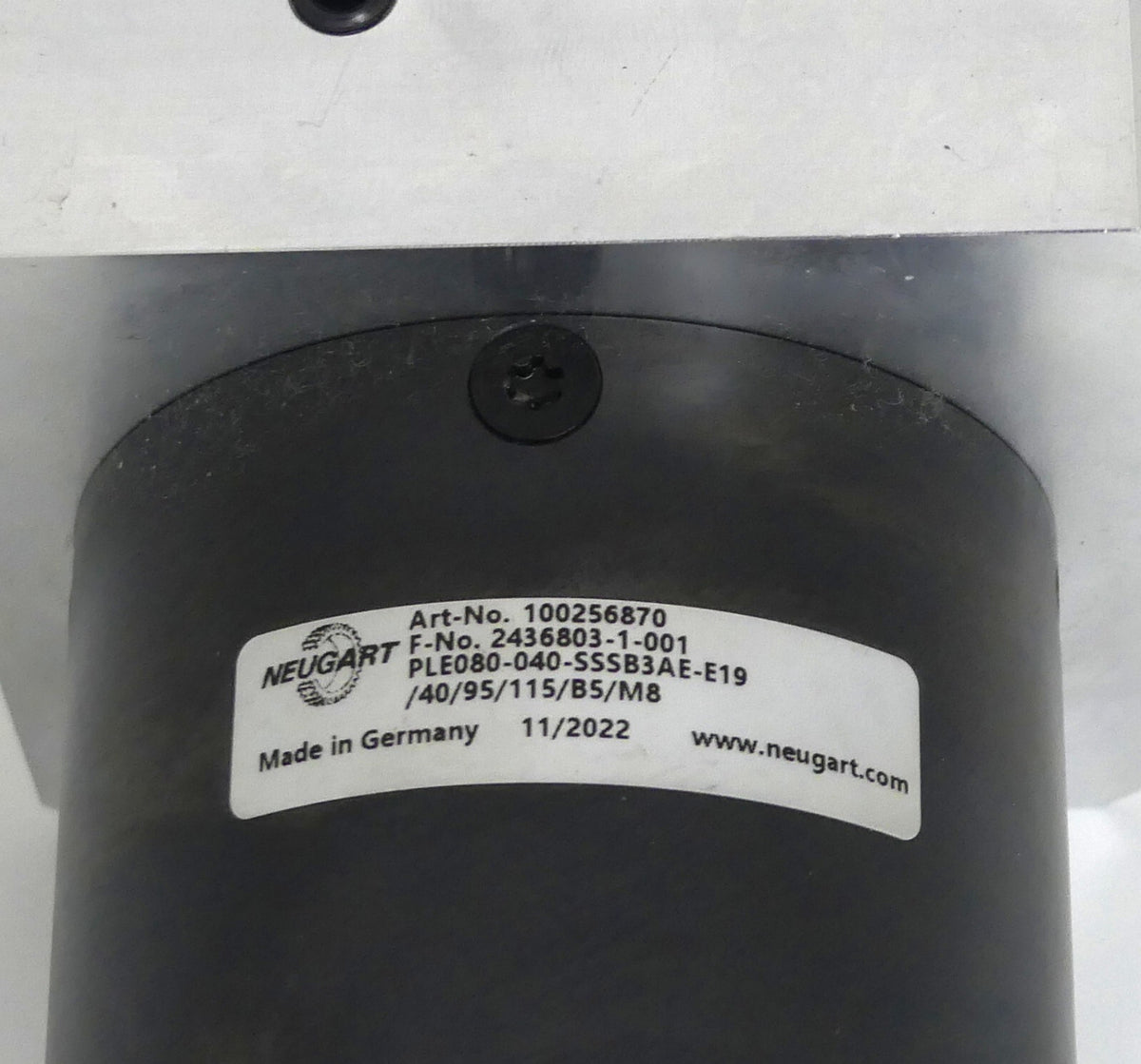 NEUGART PLE080-040-SSSB3AE-E19 ( NEUWERTIG )