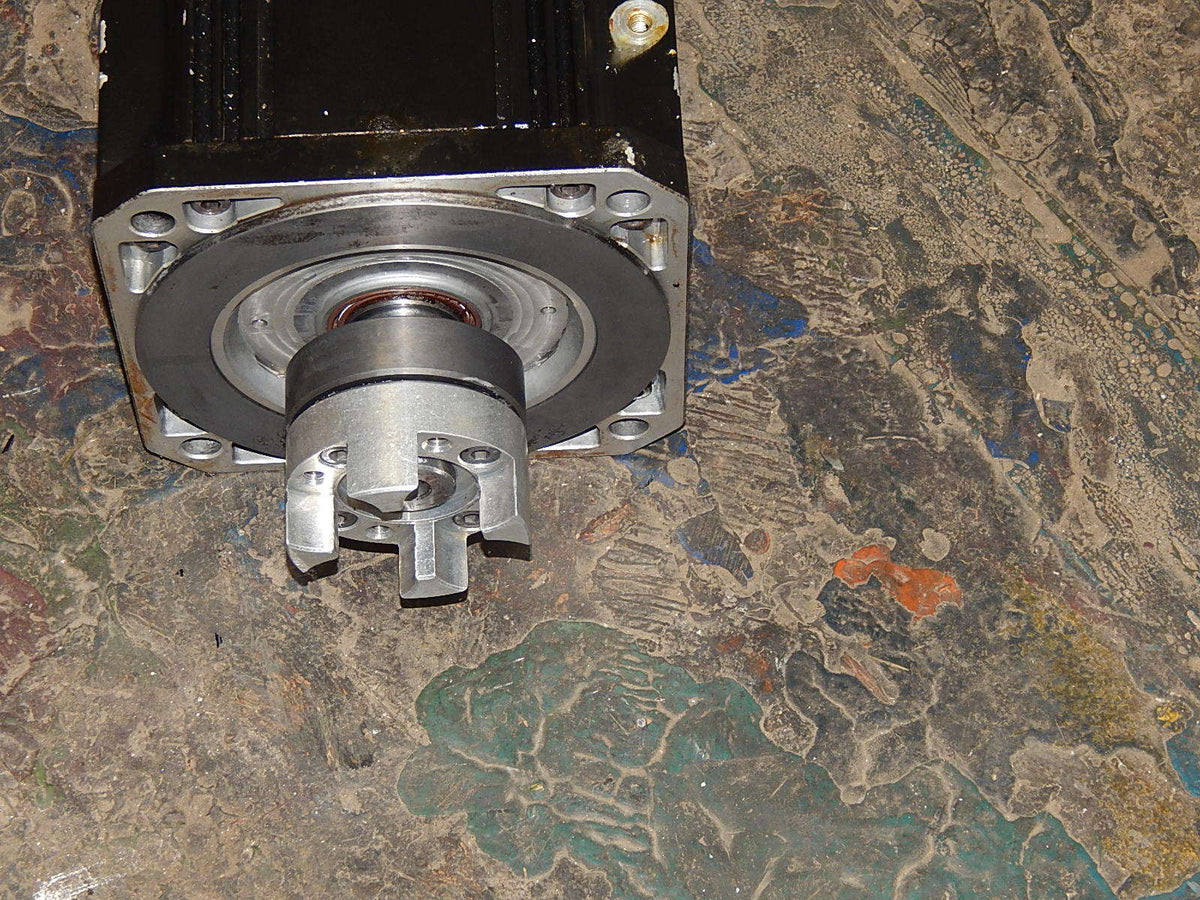 Indramat Permanent Magnet Motor  MHD112D-024-PG0-BN Used