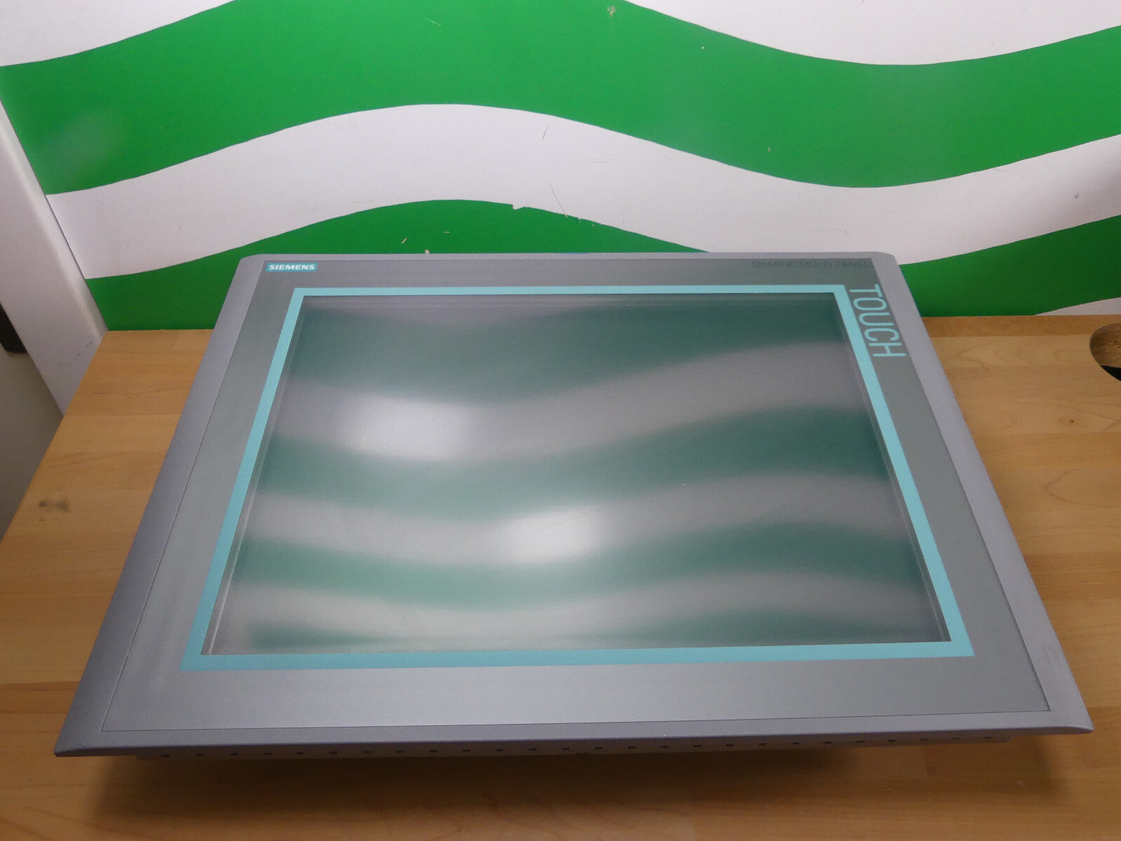 Siemens 6AV6 644-0AB01-2AX0    6AV6 6440AB012AX0