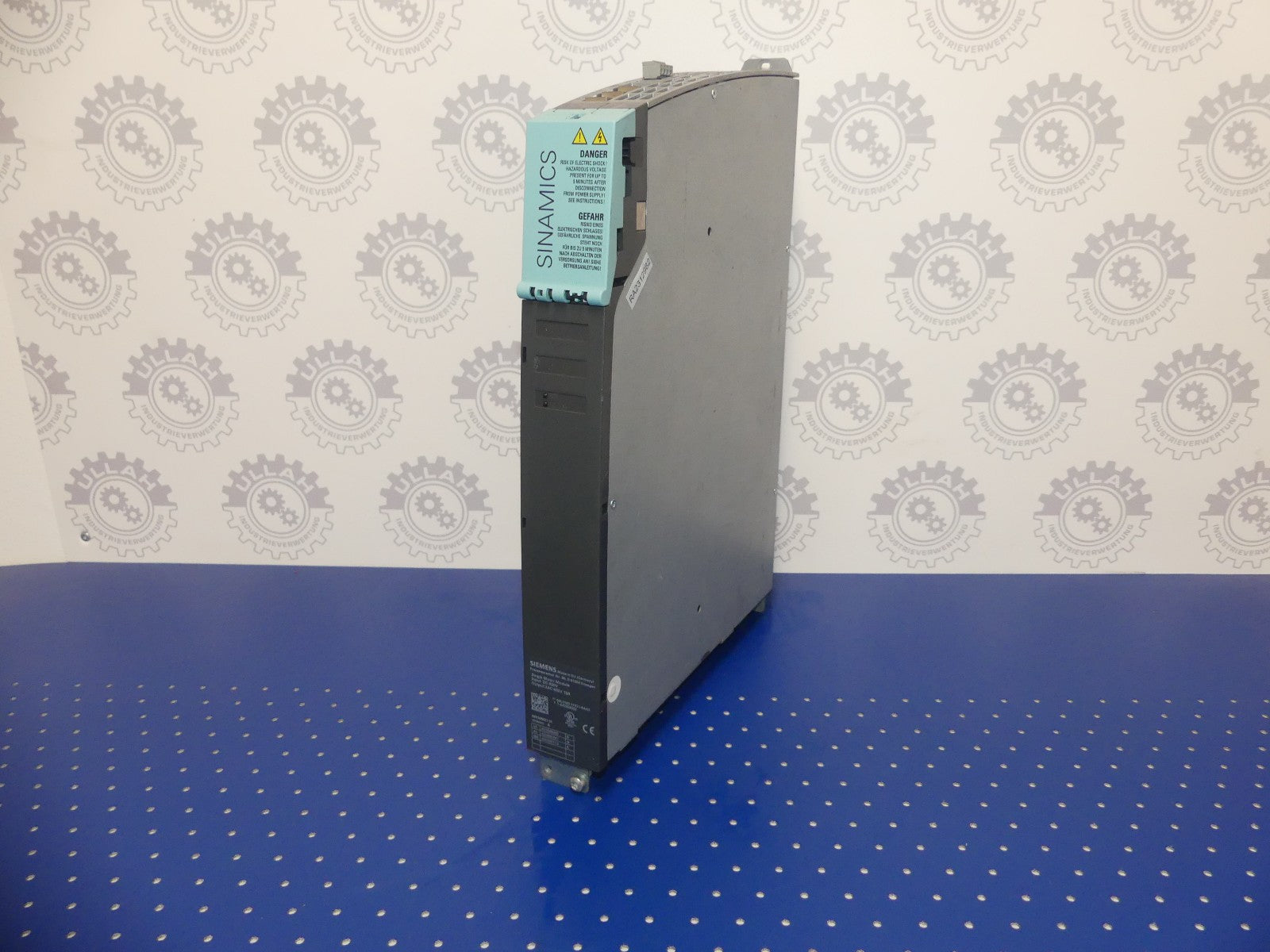 Siemens 6SL3120-1TE21-8AA3