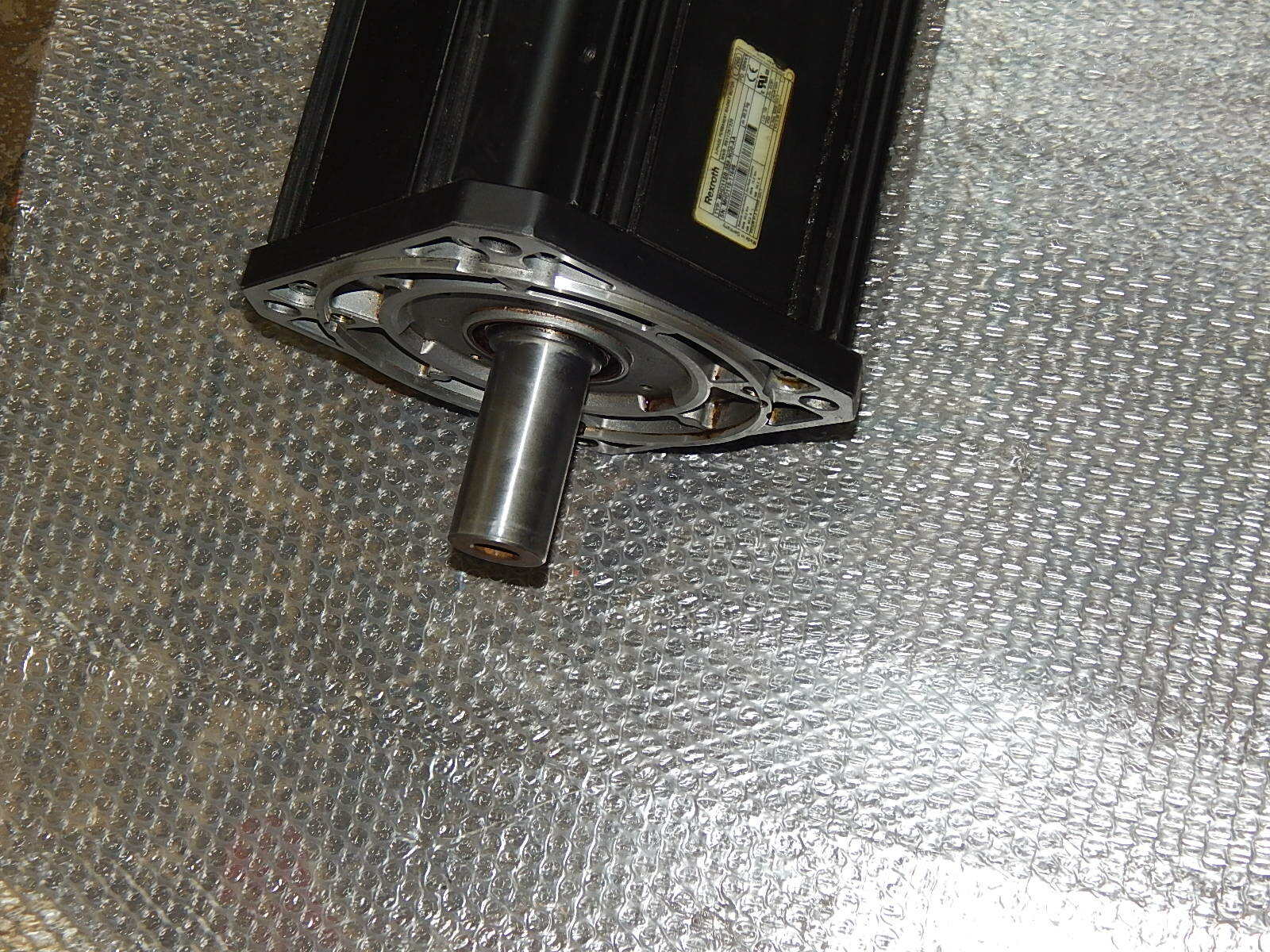 REXROTH SERVOMOTOR MHD115B-058-NG0-AA R911287320  Used