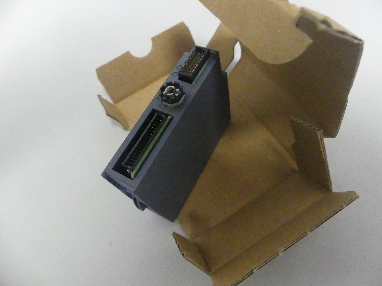 Siemens 6ES7 134-6HD00-0BA1