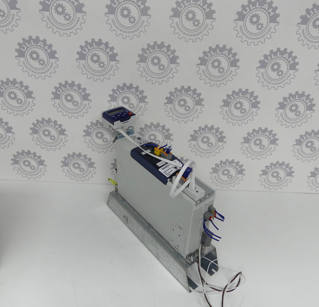 LENZE EF3220T EF3220T-0000-1001-00