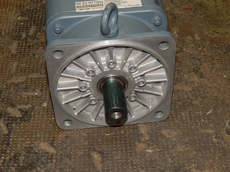 Siemens 3~ Permanent-Magnet-Motor 1FT5102-0AC01-2-Z Used