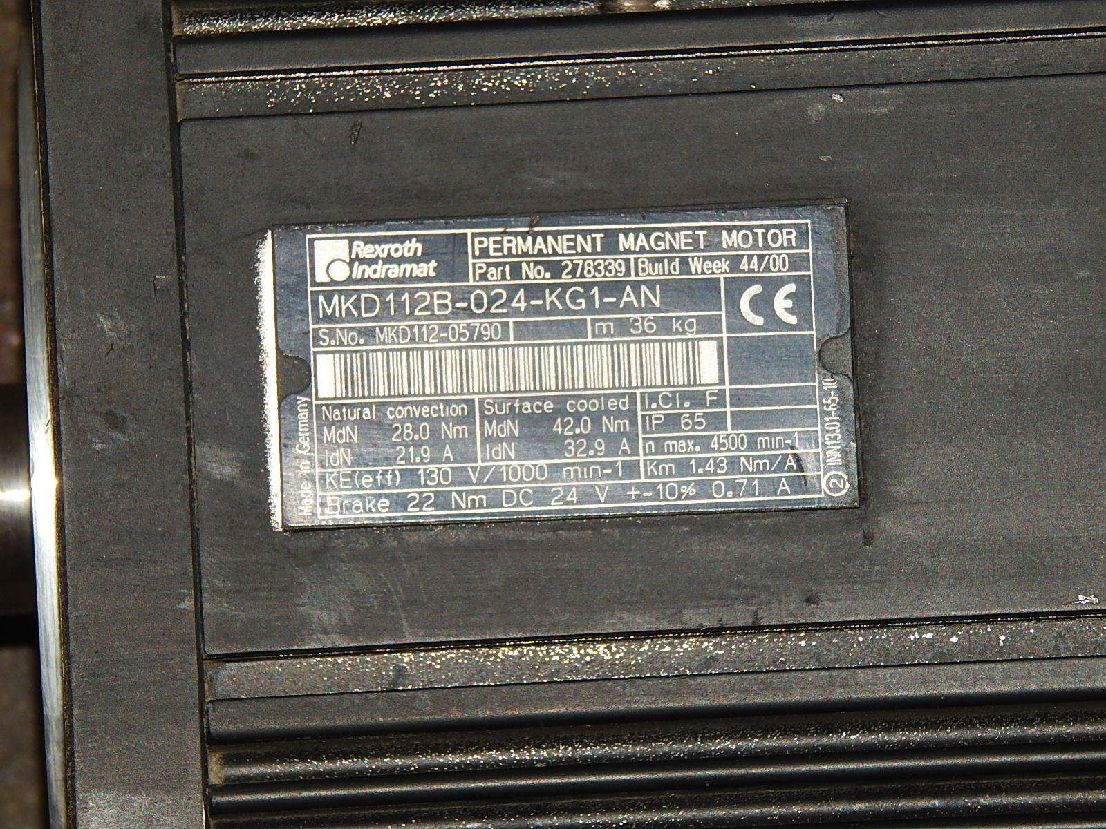  Rexroth Permanent Magnet Motor  MKD112B-024-KG1-AN  Used