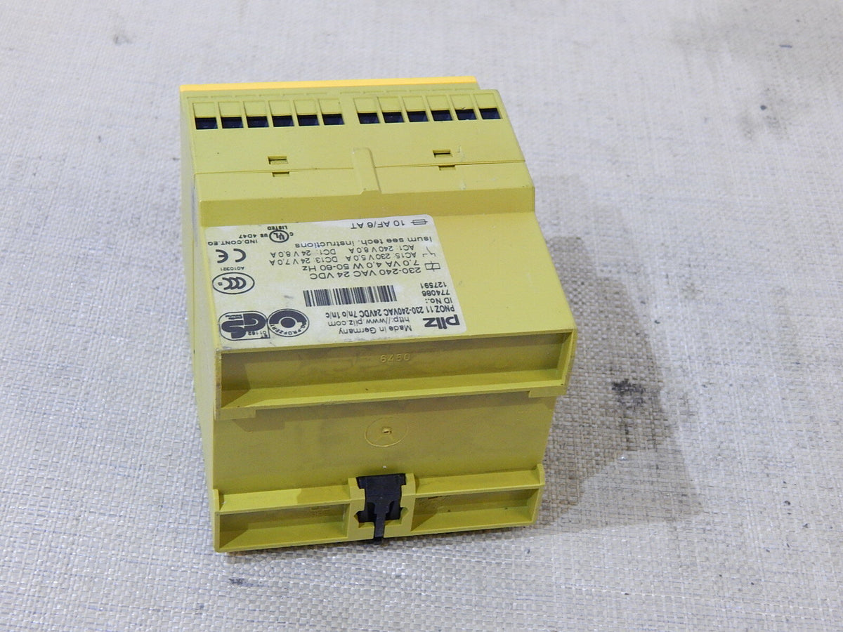 PILZ SAFETY RELAY PNOZ 11 230-240VAC 24VAC 7n/o 1n/c 774086 Used