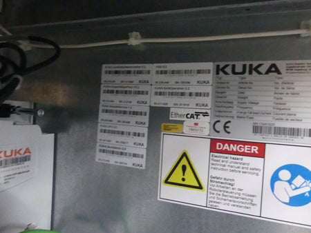 KUKA Industrieroboter KRC4  KR210 R2700 extra  KR210R2700 extr B.j: 09/2017 s.B