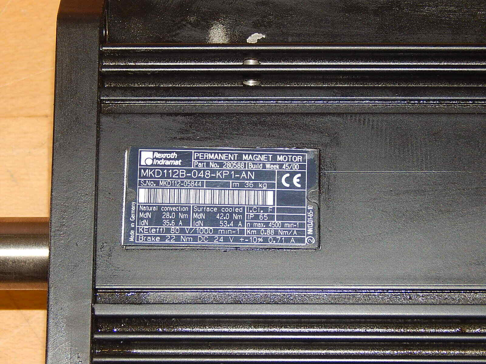 Rexroth Permanent Magnet Motor  MKD112B-048-KP1-AN Used