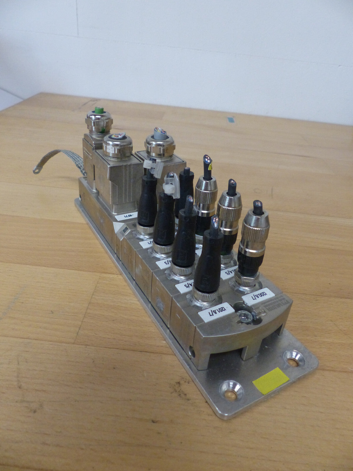 MURR ELEKTRONIK 00-0F-9E-F6-25-15