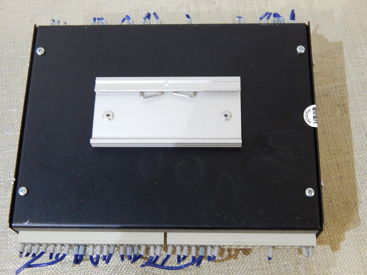 Elrest ELACAN II Automationssystem 1060300  CAN/M3/FLASH/80515/V1.23 Used       