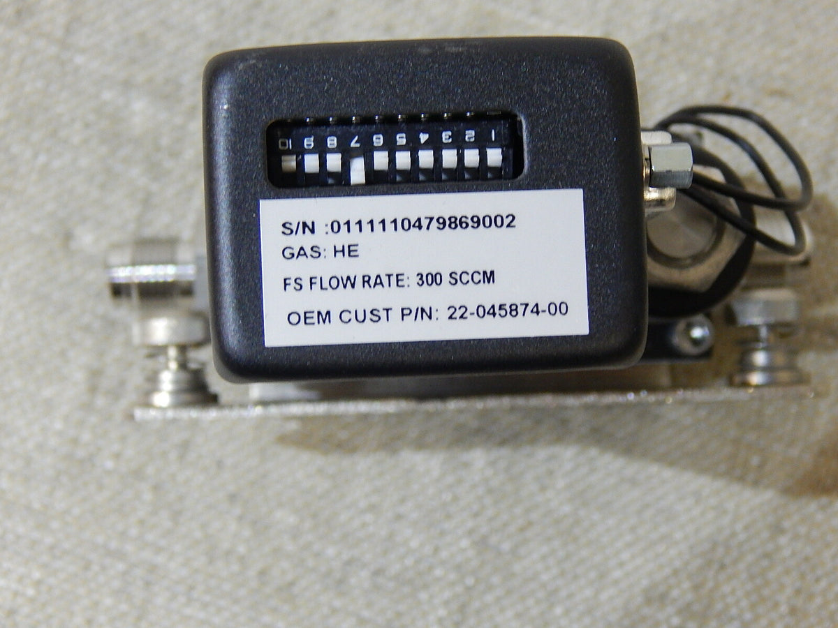 Emcore Brooks 5866  Pressure Controller  5866 RT Series Used