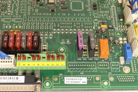 Kuka 5.04.058.973/0100 V131.00.008.407  H84