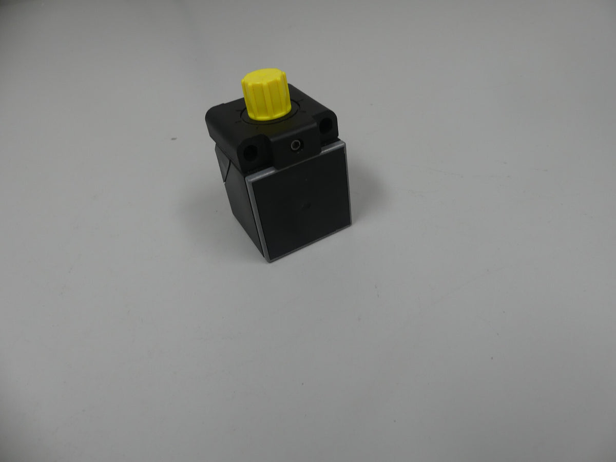 Balluff BES0216