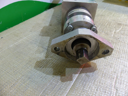 Kollmorgen DBL3H00250-BR2-000-S40 + PLE60 I=12