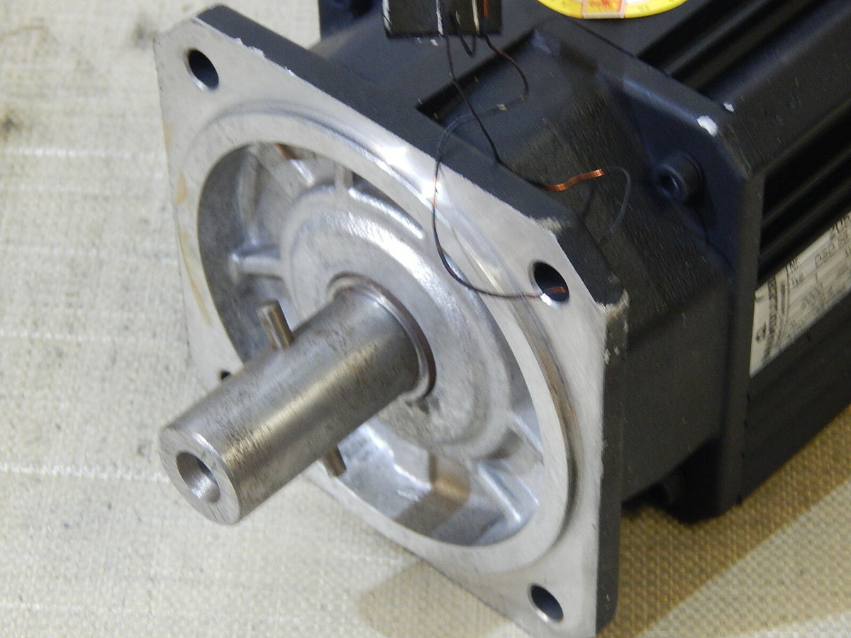 Baumüller Servomotor DSD 56 S64U20-5 // DSD56S64U20-5 Top