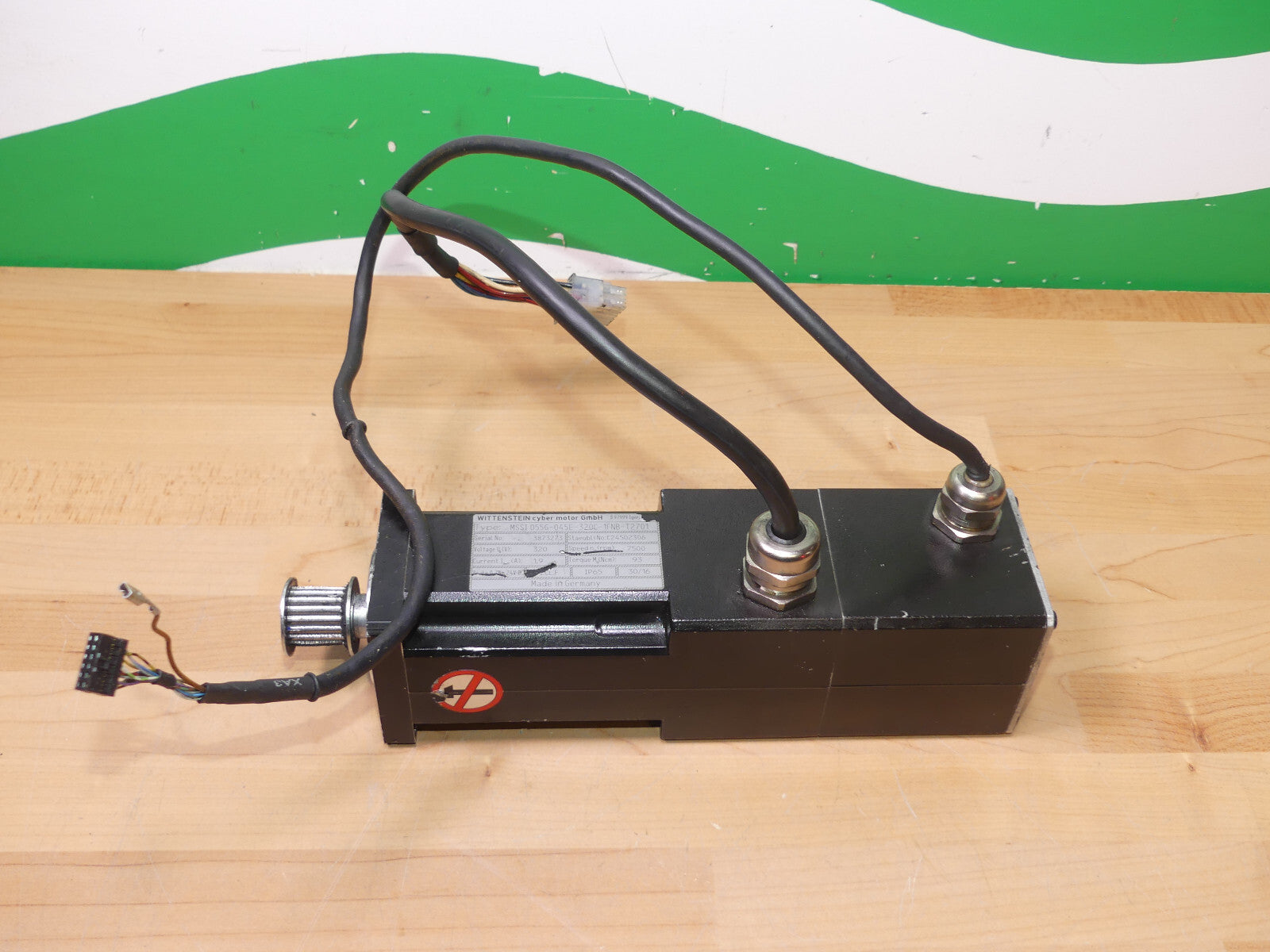 WITTENSTEIN Cyber motor  320V, 7500RPM / MSSI 055G-045E-320C-1FNB-T2701 s.Bilder