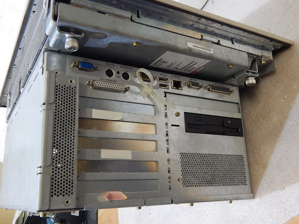 Siemens Simatic Panel PC 870   6AV7705-3DC00-0AD0 