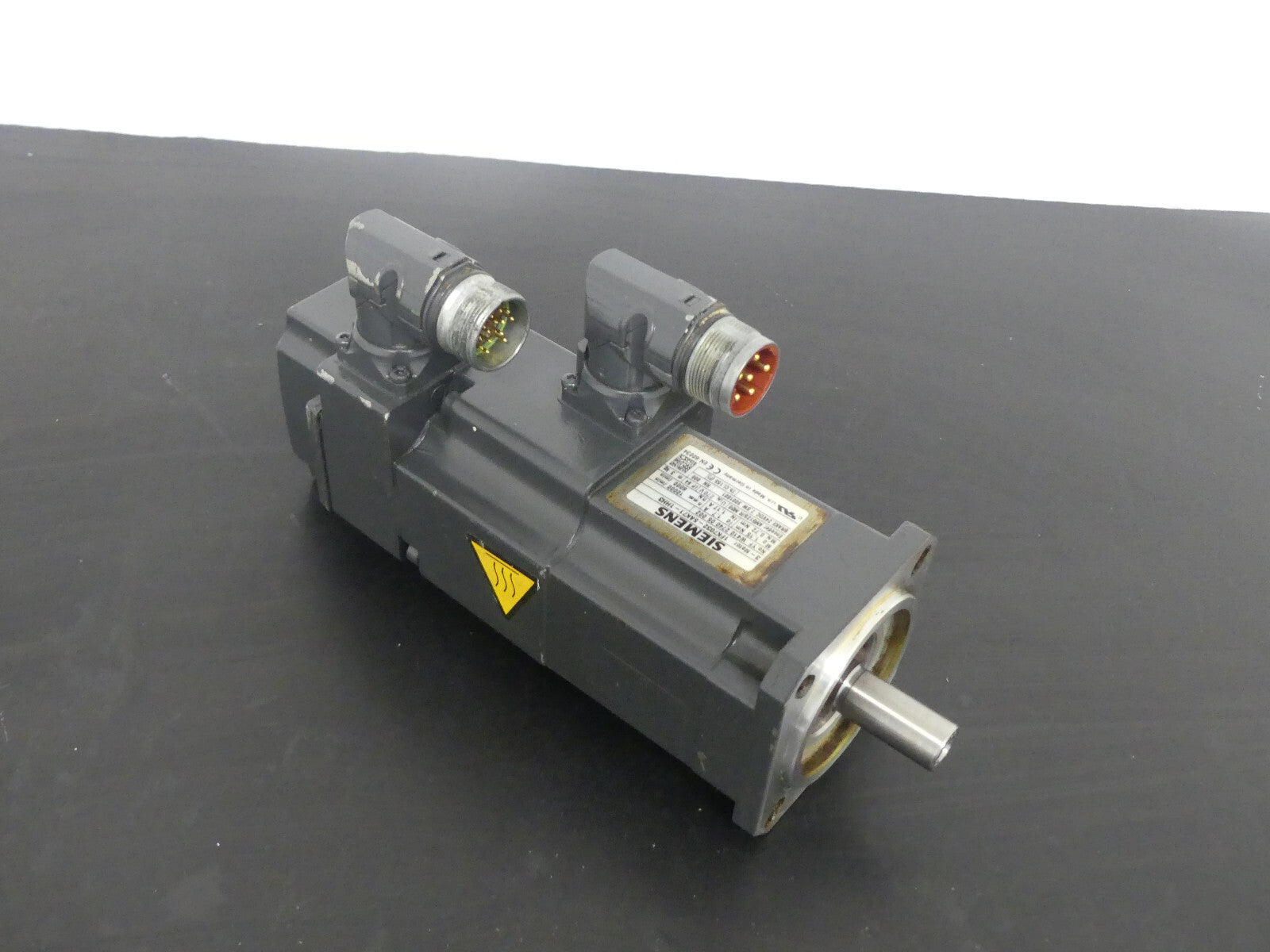 Siemens 1FK7032-5AK71-1HH3   1FK70325AK711HH3