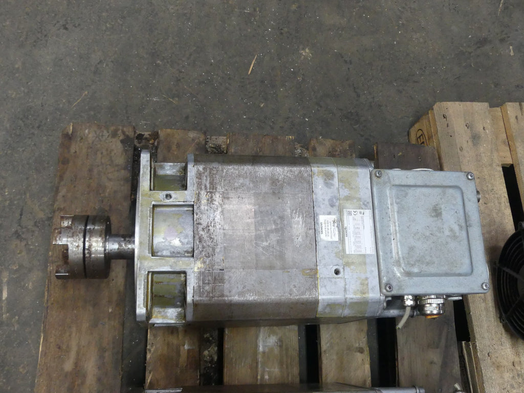 SIEMENS 1PH7133-2NG22-0CJ0 Leicht Beschädgit s.Bilder