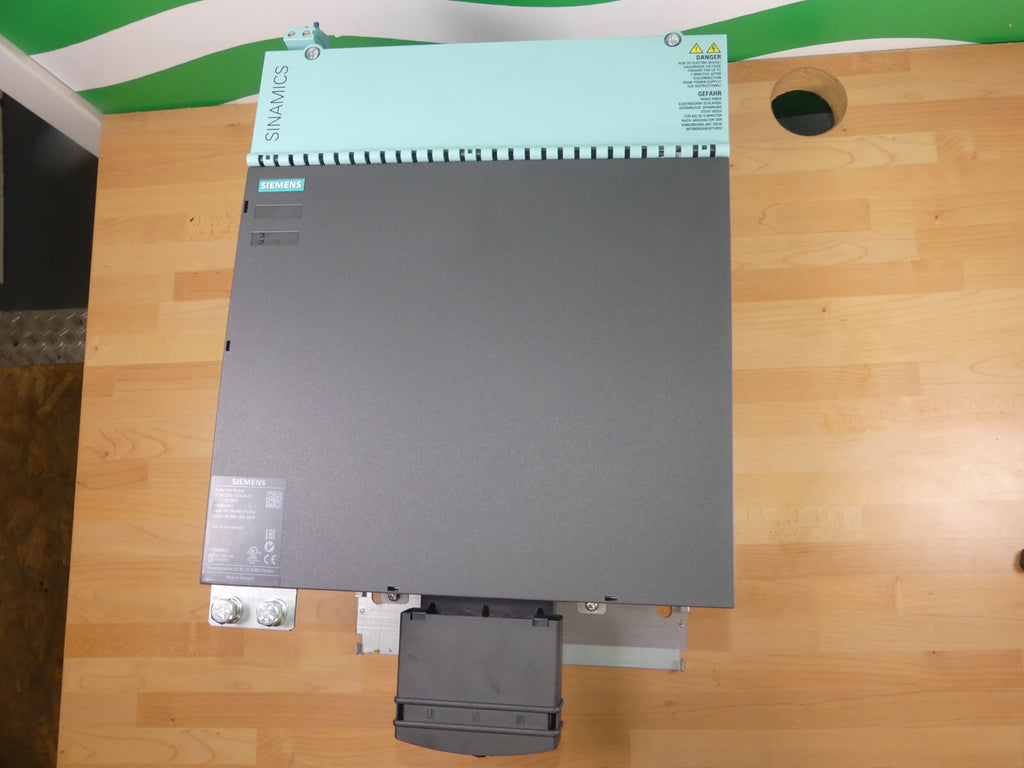 Siemens Sinamics S120 / 6SL3130-7TE28-0AA3 / Active Line Module 133A 80kW FS:D