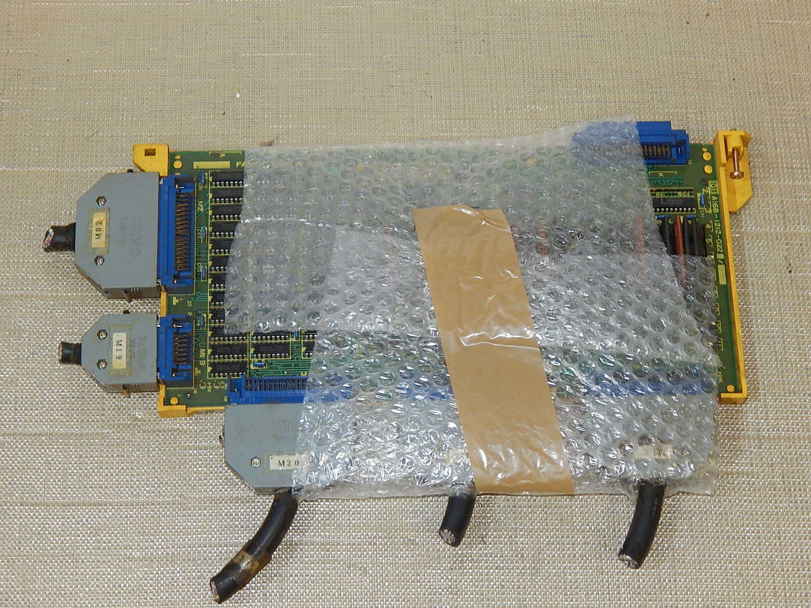  Fanuc A16B-1212-022  Digital Inputs & Digital Outputs used