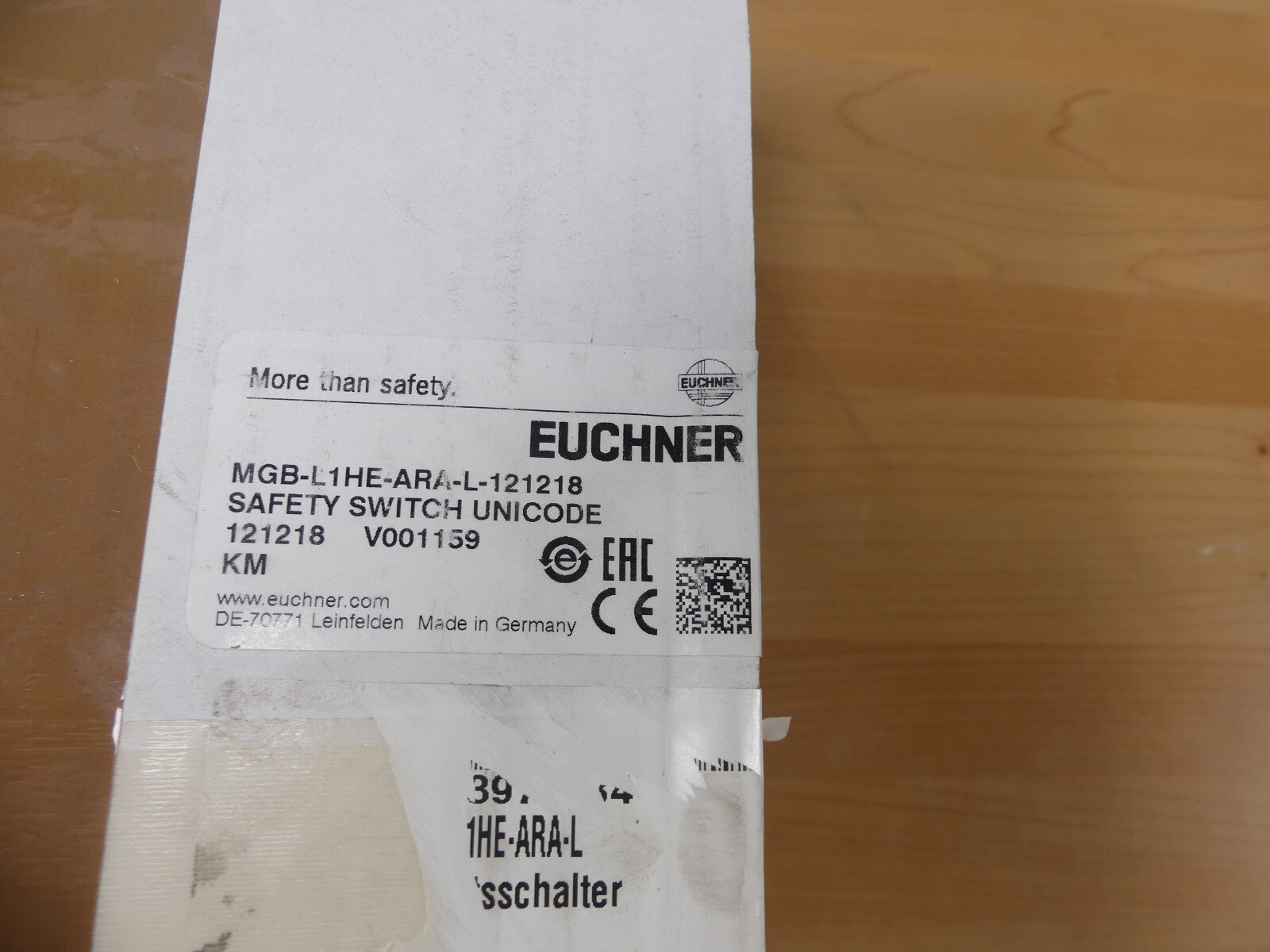 EUCHNER MGB-L1HE-ARA-L-121218