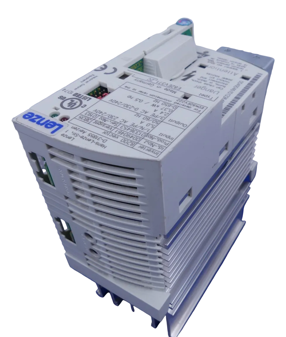 Lenze Frequenzumrichter  E82EV371_2C