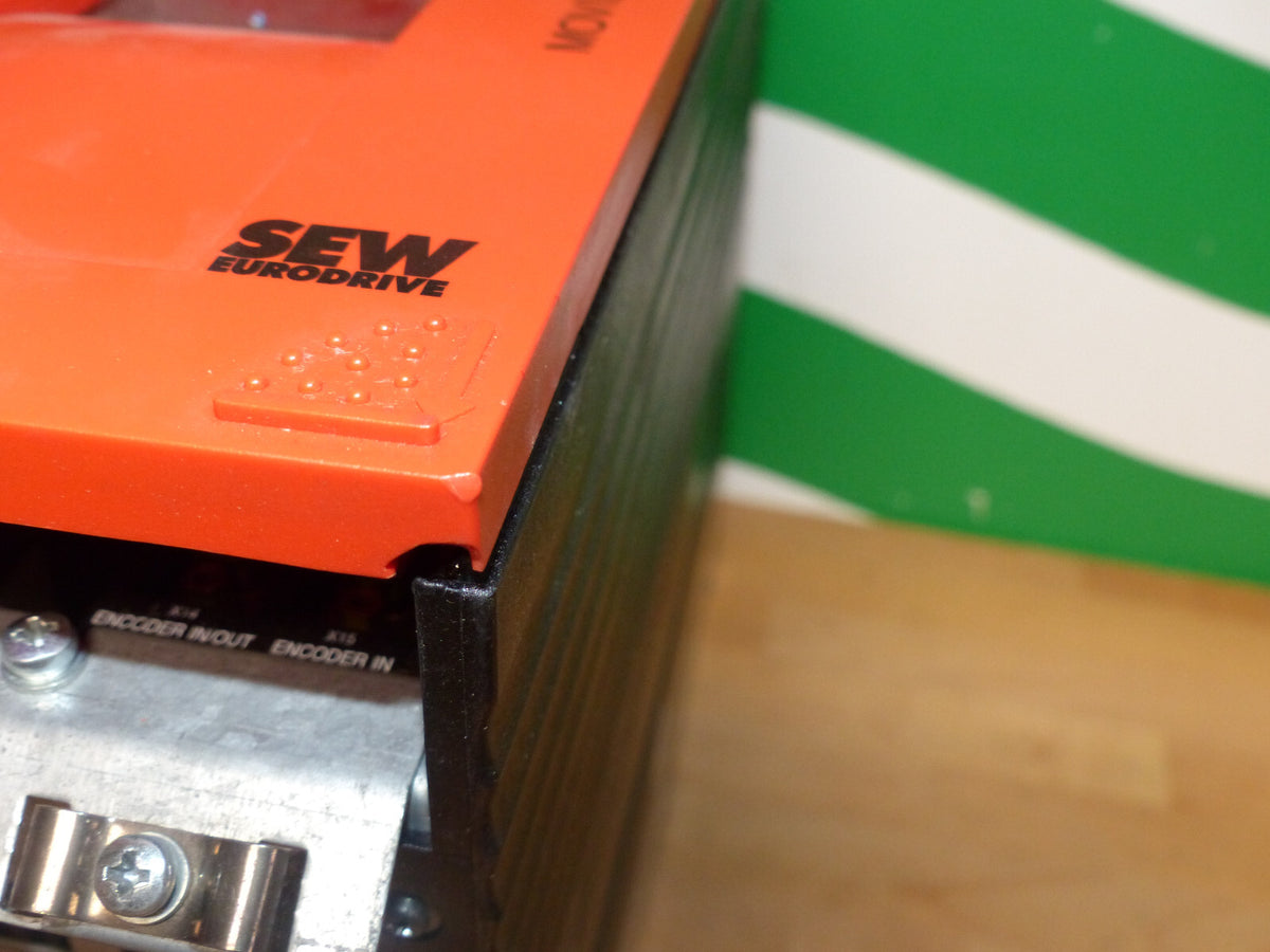 SEW MDV60A0015-5A3-4-00 Leicht Beschädigt s.Bilder