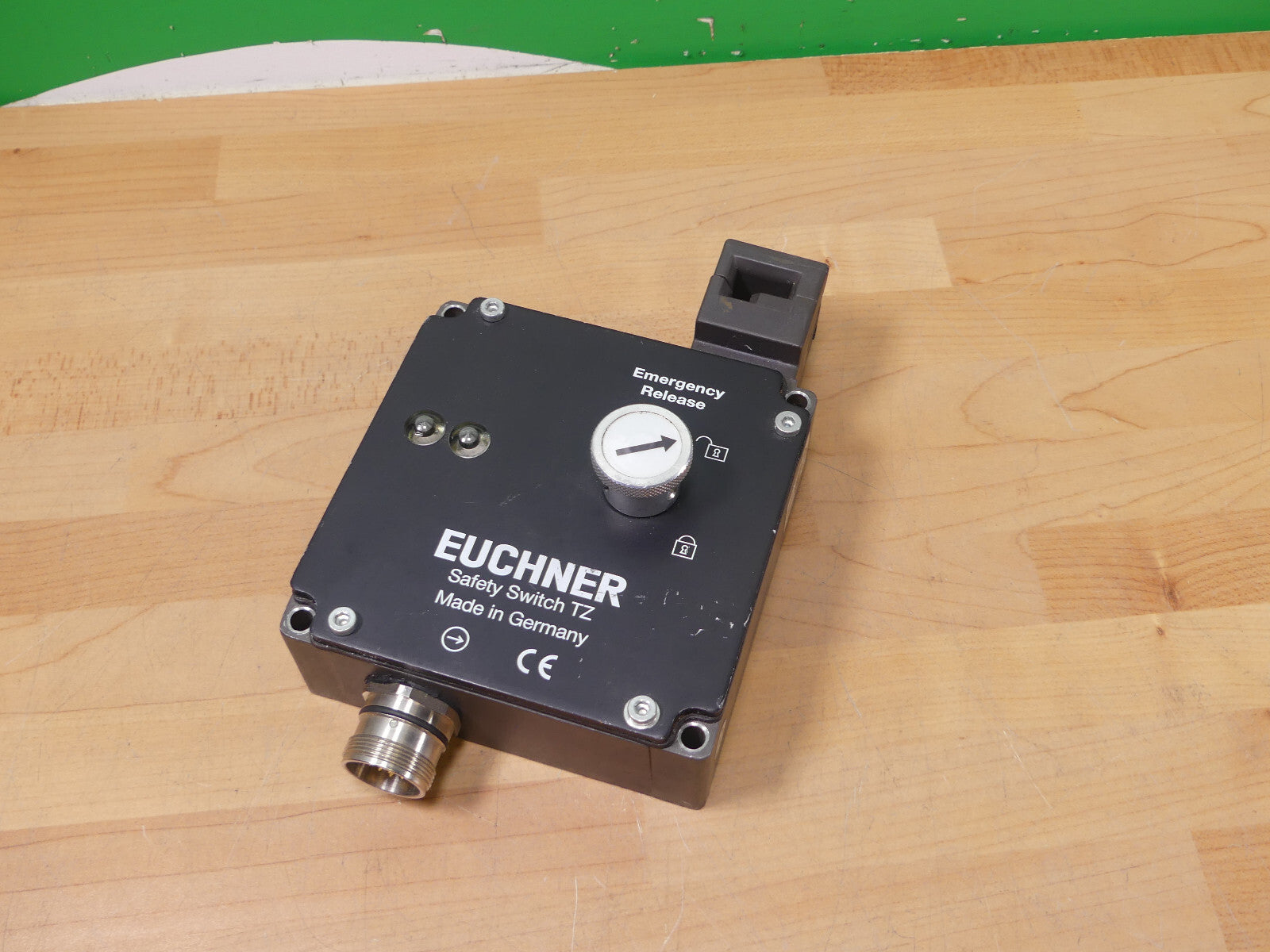 EUCHNER TZ1RE024RC18VAB-C1937 Safety Switch