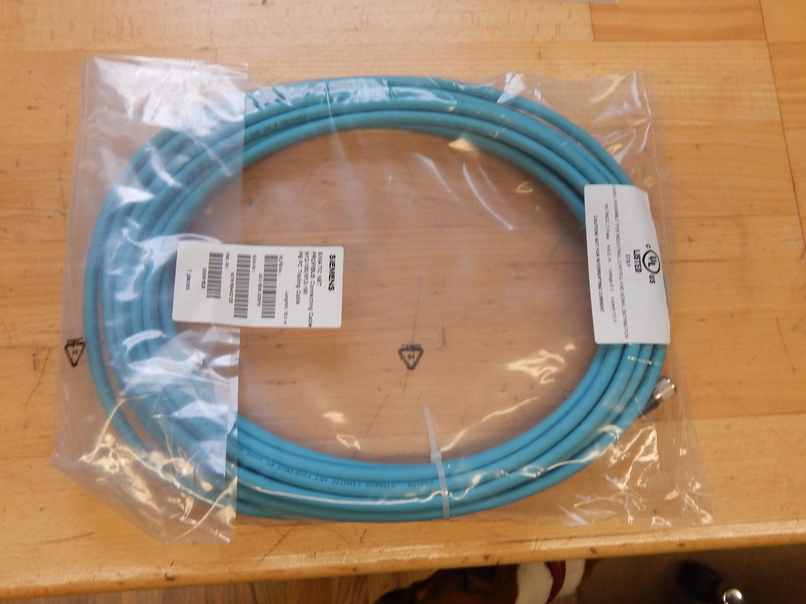 Siemens Simatic Net Profibus Connecting Cable 6XV1830-3DN10 Neu