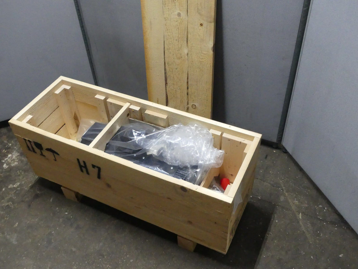 Rexroth  MAD130D-0200-SA-M2-AG0-05-A1