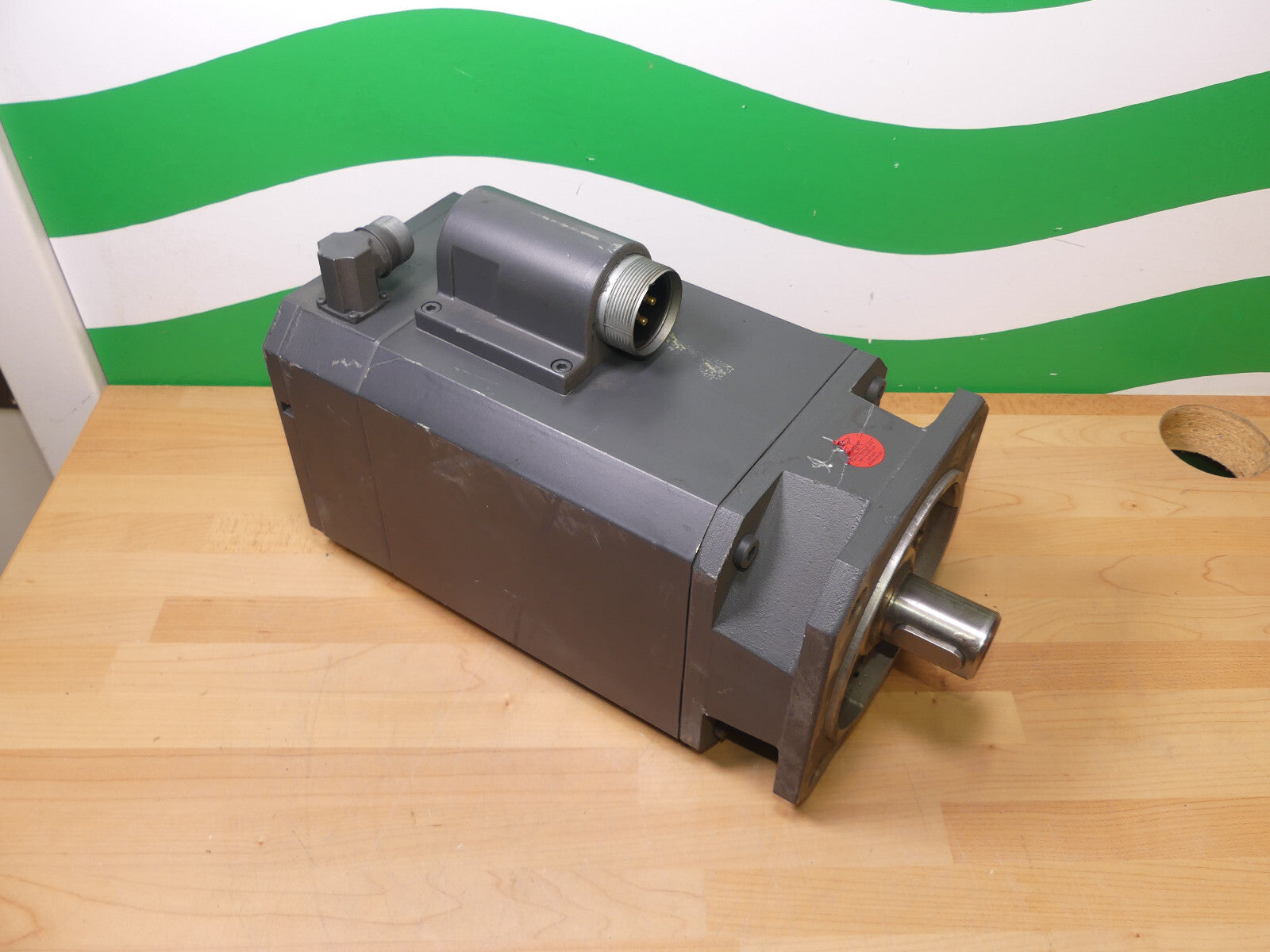 siemens 1ft6084-8ak72-4ad1