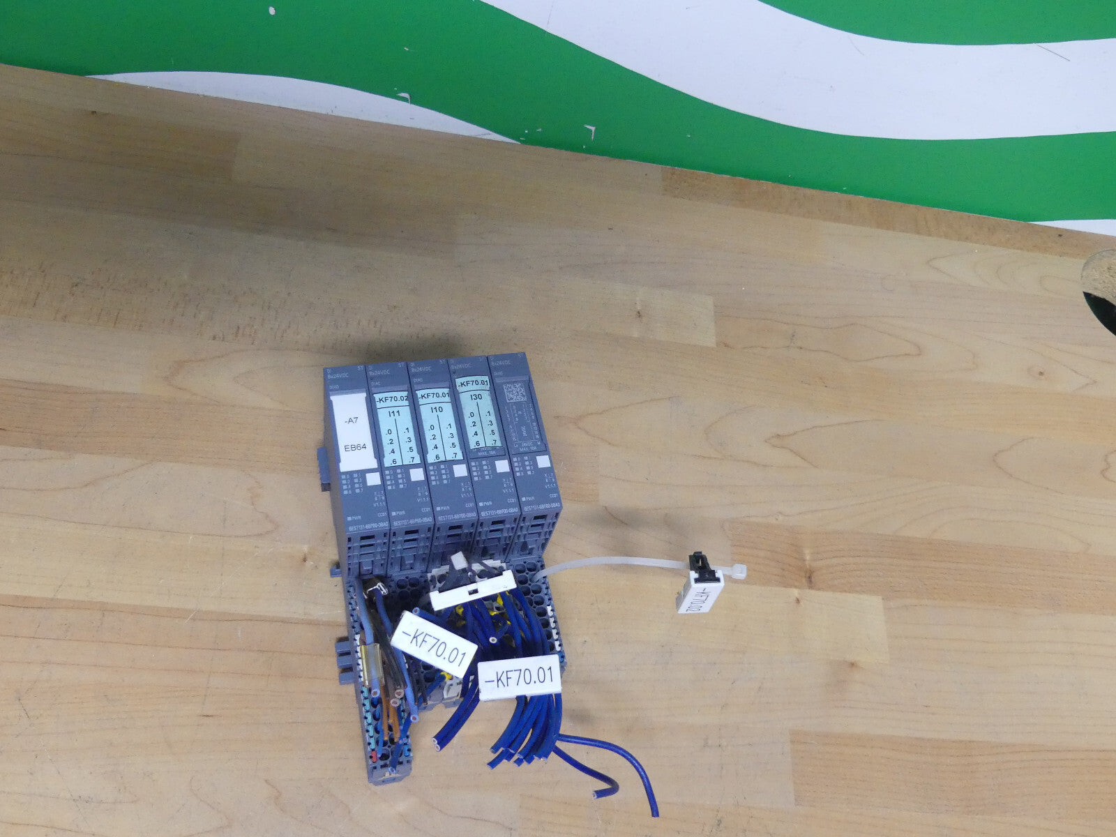 5 x Siemens 6ES7 131-6BF00-0BA0