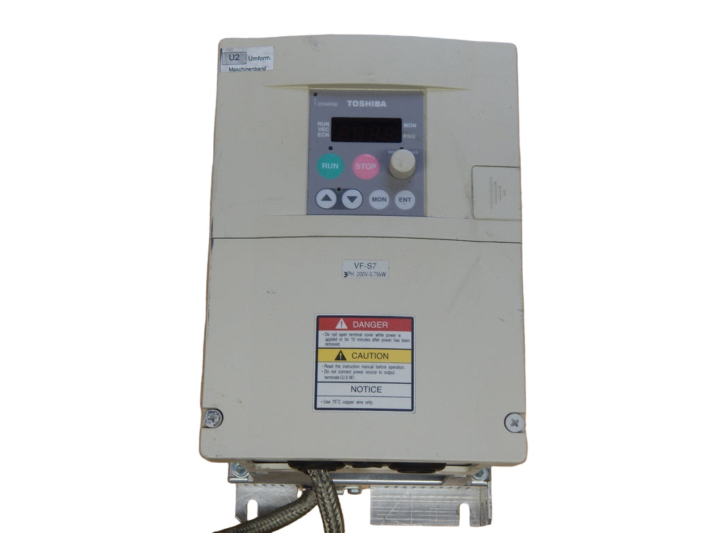 Toshiba VFS7 -2007PY-EU Frequenzumrichter Inverter 1,6kVA 3PH Used
