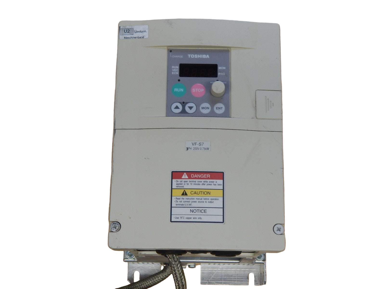 Toshiba VFS7 -2007PY-EU Frequenzumrichter Inverter 1,6kVA 3PH Used