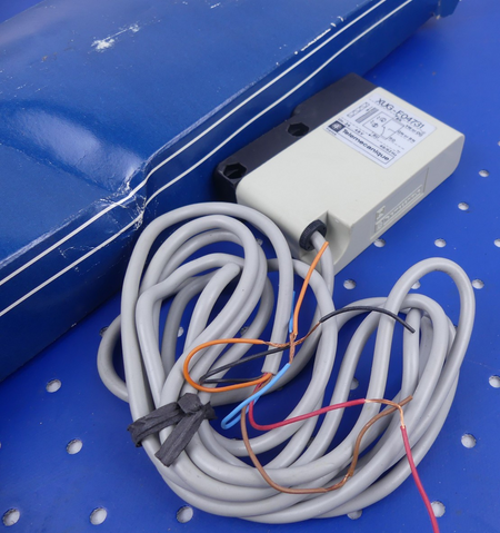 Telemecanique XUG-F04731 Näherungssensor Sensor