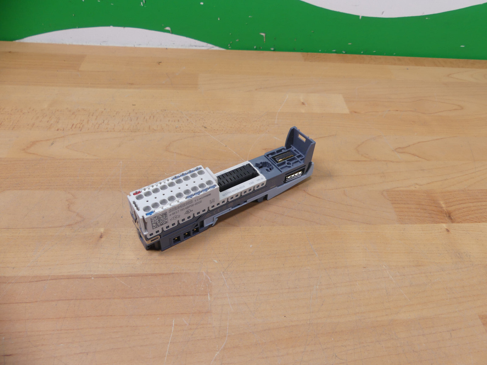 Siemens Simatic S7 6ES7 193-6BP00-0DU0  6ES7193-6BP00-0DU0