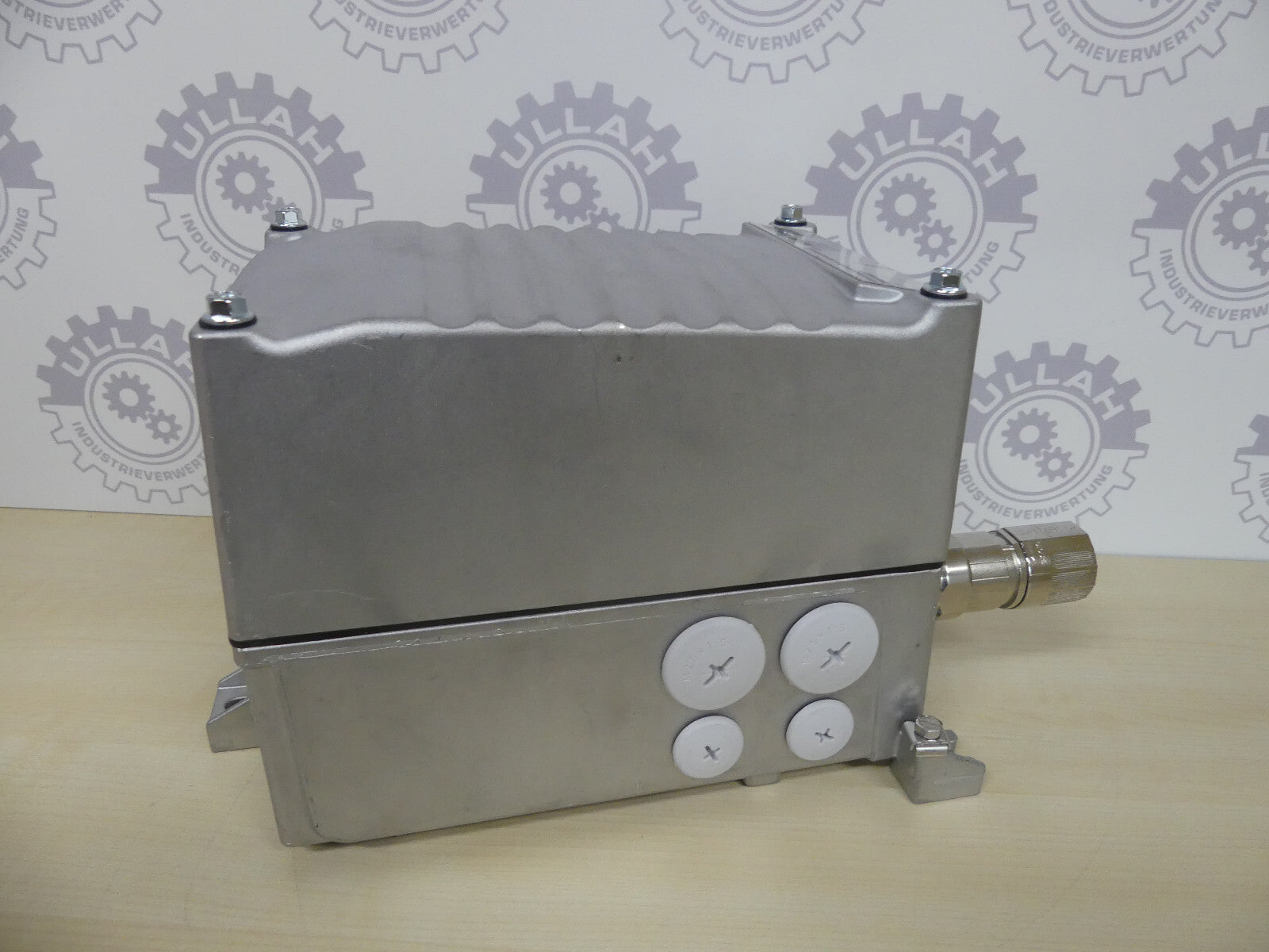 SEW DFC20A-0032-503-A-T02-001/SBA/B