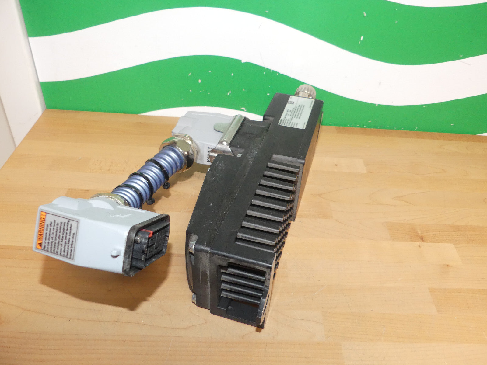 REXROTH INDRADRIVE MI KMS02.1B-A018-P-D7-ET-ENH-L3-NN-FW