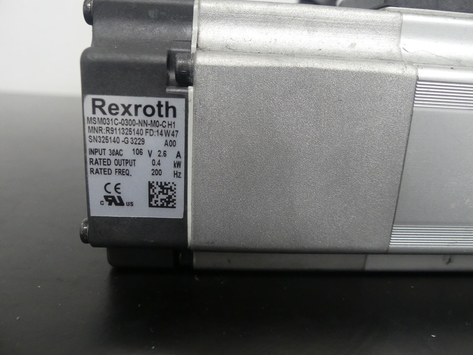 Rexroth MSM031C-0300-NN-M0-CH1 mit Neugart WPLE 60 Winkelgetriebe