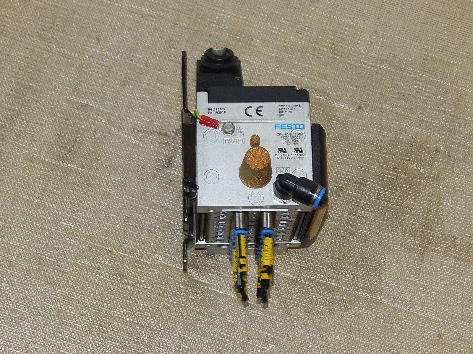  FESTO CPV-10-VI 18200 /CPV10-GE-MP-8 Ventilinsel  s.Bilder used