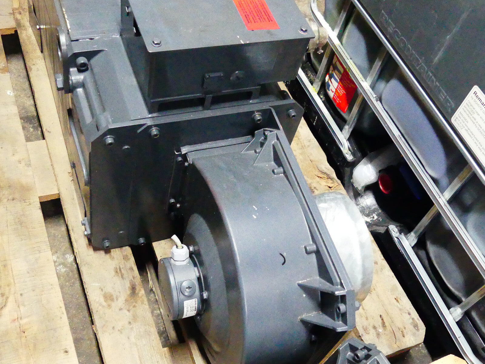 Siemens 1PL6 186-7QB300DB3 Servomotor 40kW 91A 5000rpm +Encoder +Lüfter s.Bilder