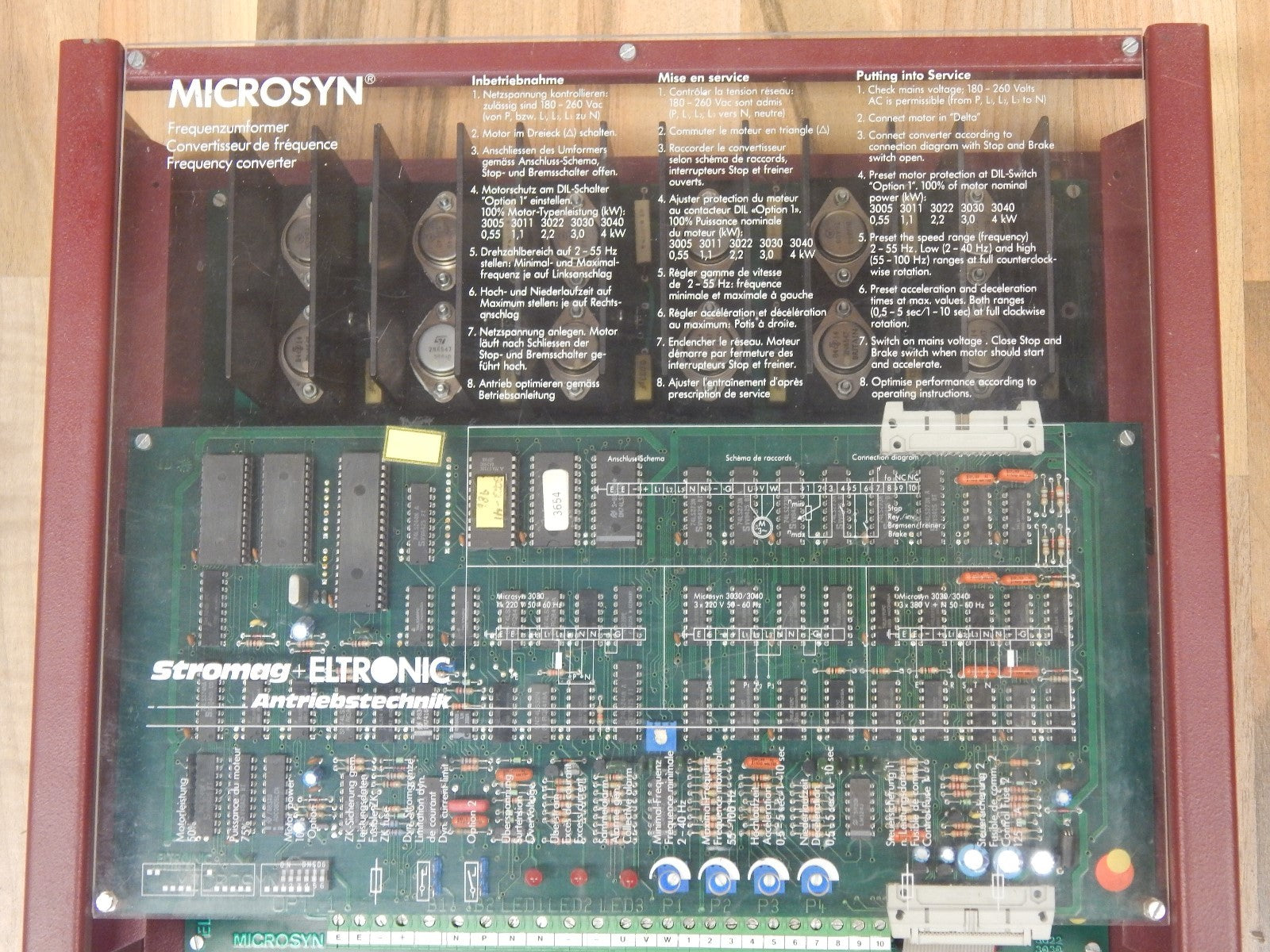 Stromag  Eltronic MICROSYN  Frequenzumformer Typ.3022  220V/3.2KVA