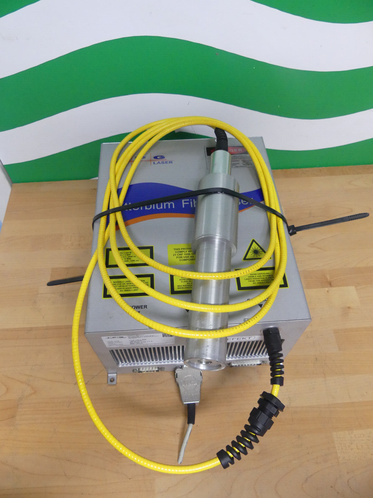 IPG Laser PHOTONICS YLP-V2-1-MA  Defekt s.Bilder