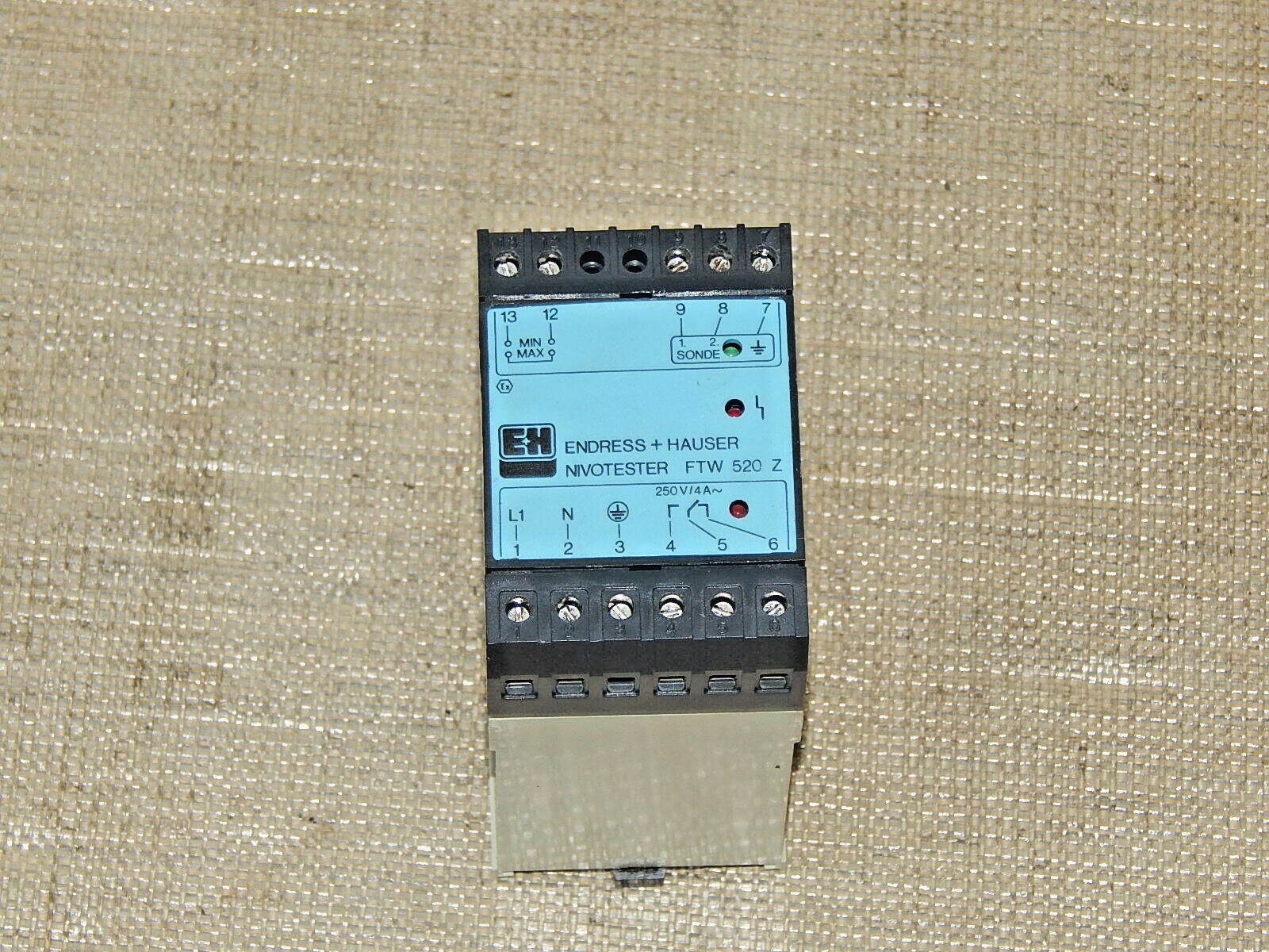 Endress + Hauser Nivotester Typ FTW 520 Z  - A0A0 / 918421-0000 used