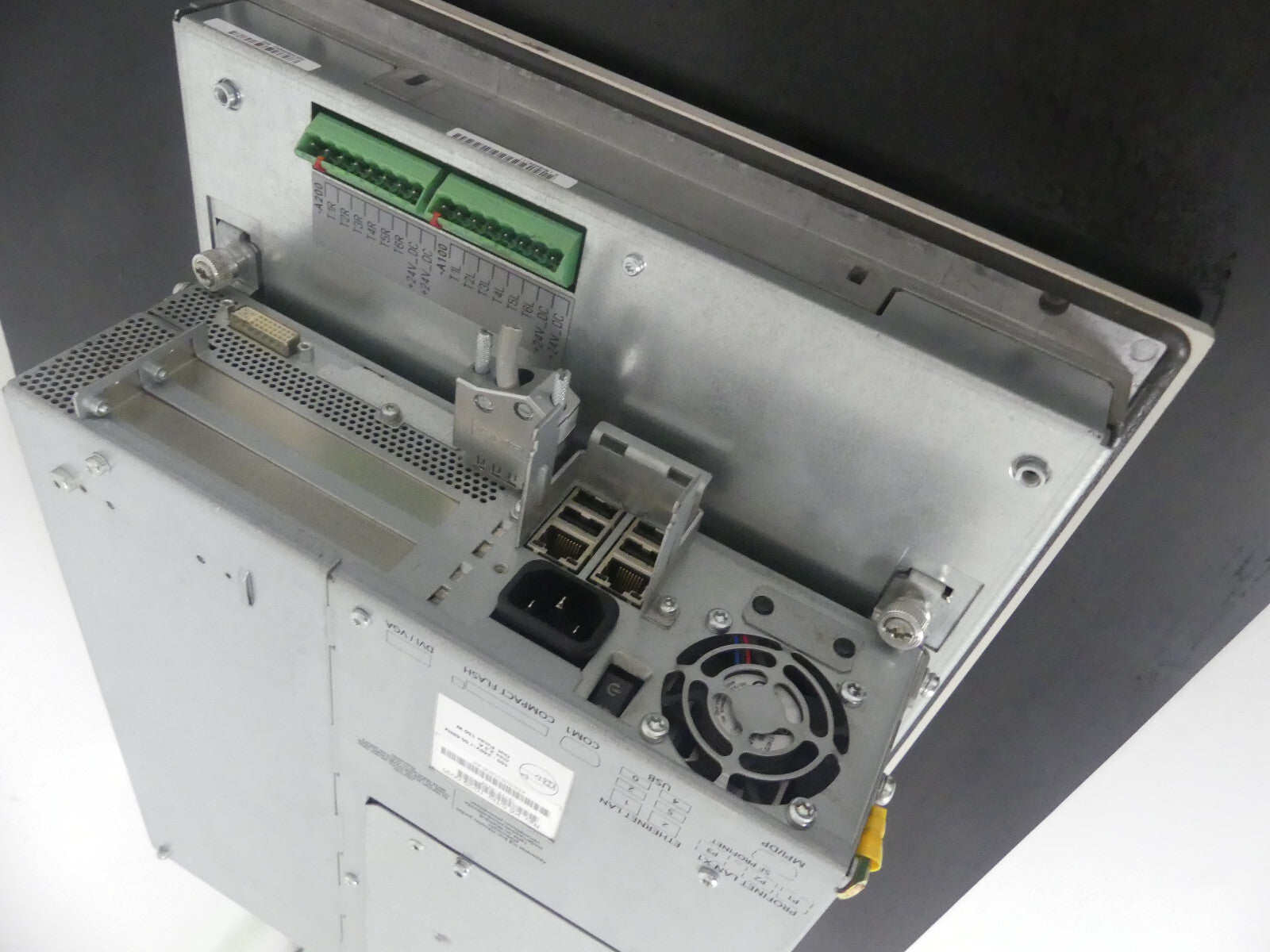 Siemens SIMATIC Panel PC 677B (AC) 15´´ Touch / A5E02486984 Panel A5E00899052