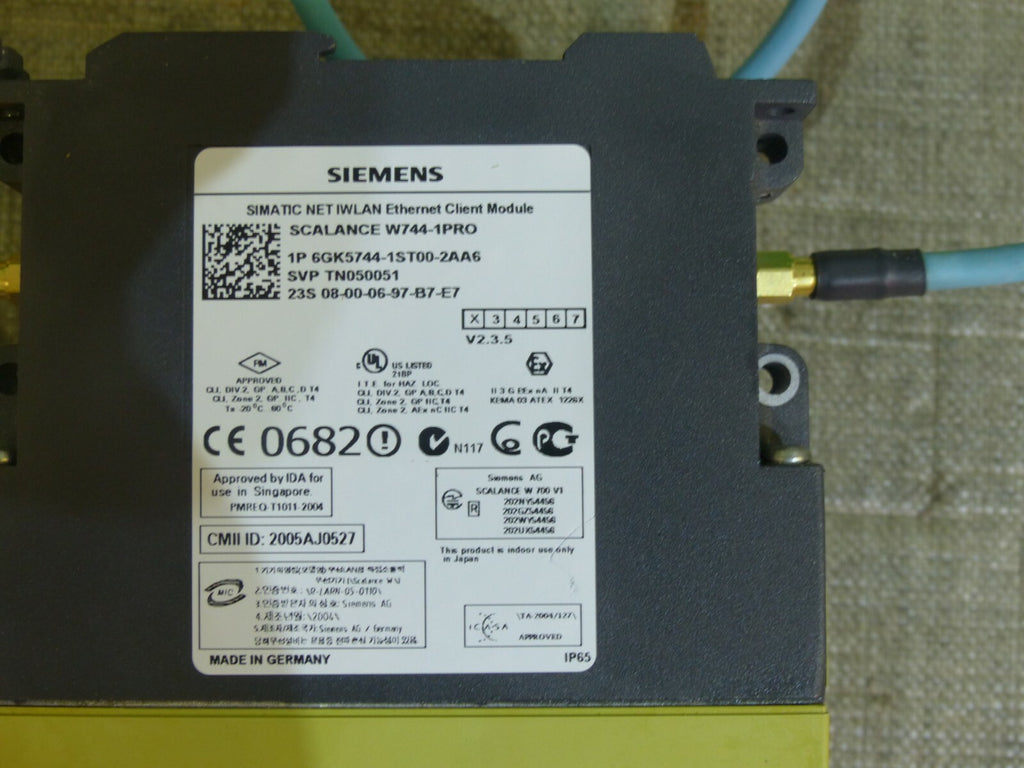 Siemens 6GK5744-1ST00-2AA6 + 6GK5793-4MN00-0AA6