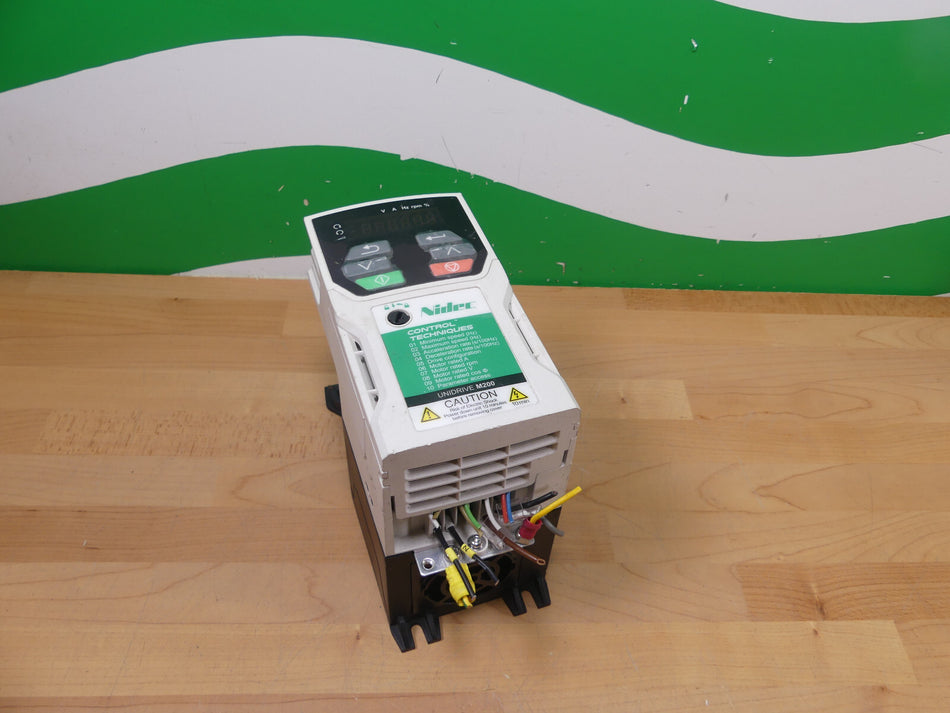 Nidec Unidrive M200-012 00017 A  M200-01200017A