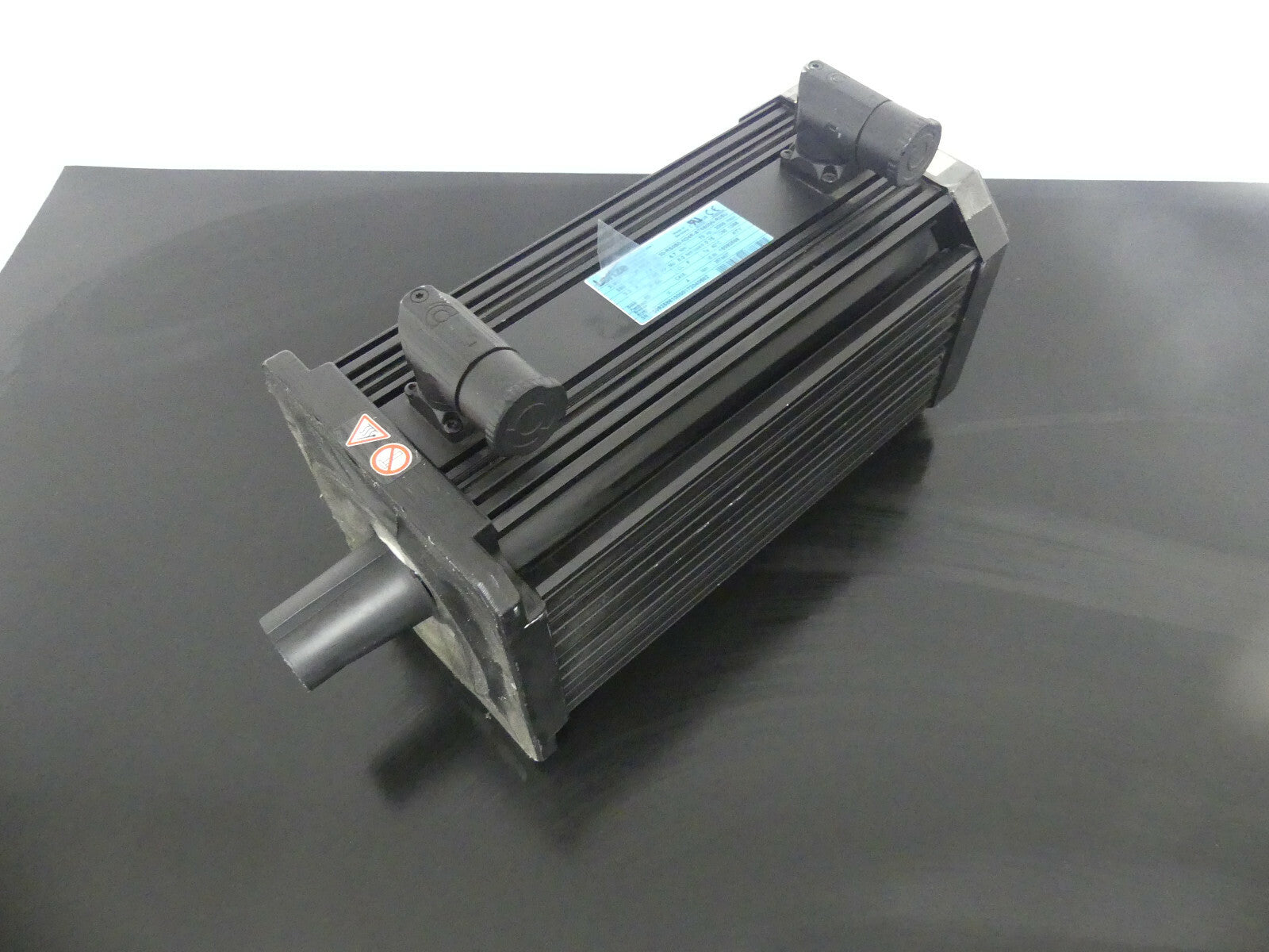 Lenze MCA 14L20-RS0B0-N24R-ST5S00N-R0SU